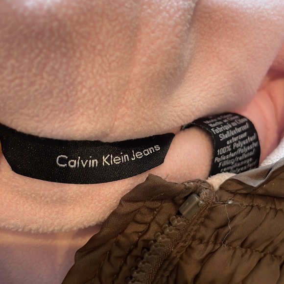 Calvin Klein Jeans puff jacket - Picture 2 of 6